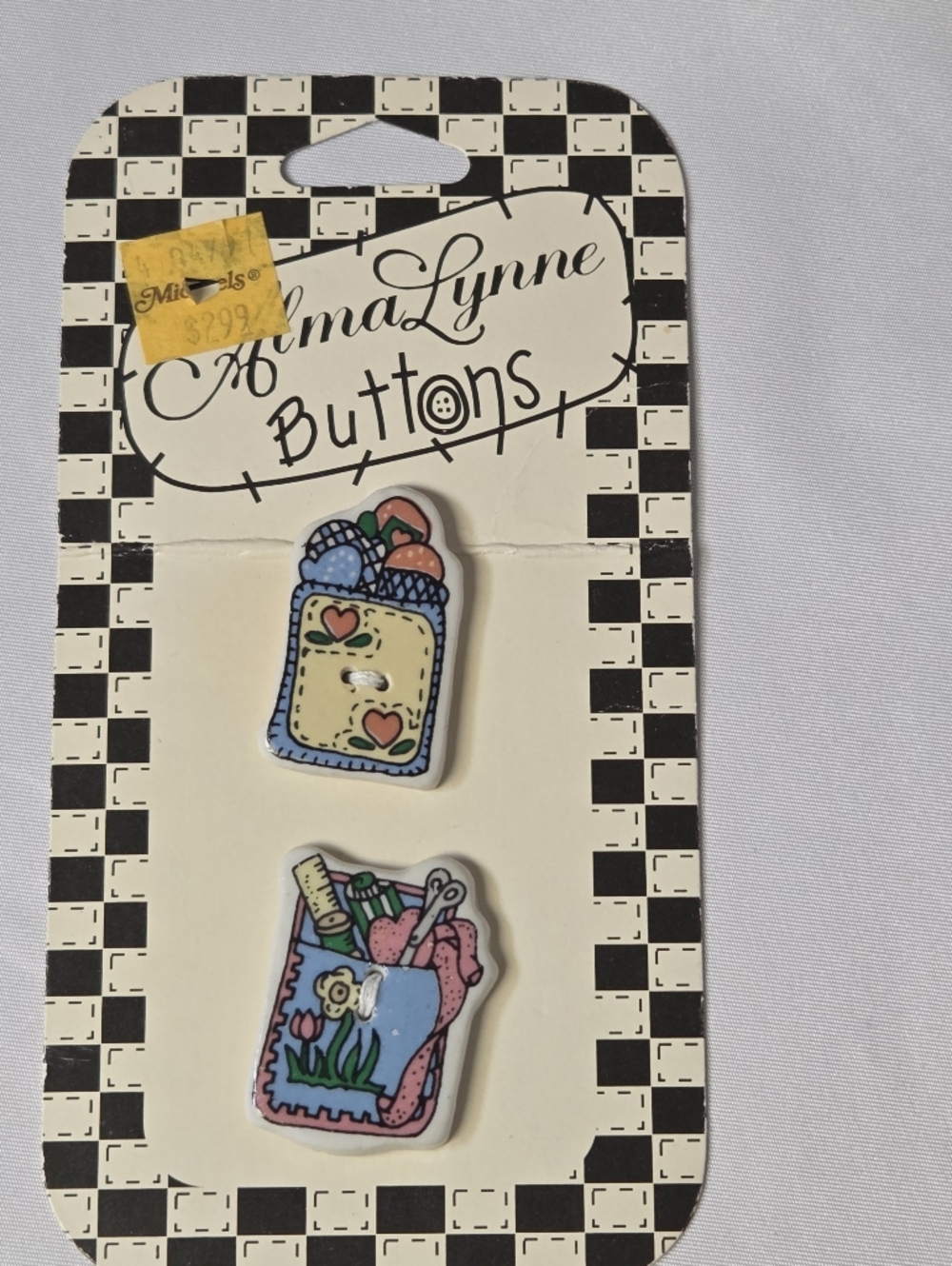 Vintage New Buttons Alma Lynne Pastel Sewing Pockets Quilting Notions Tools